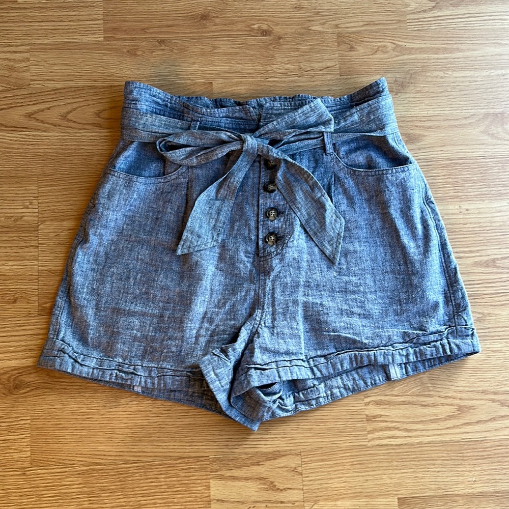 Express Linen Blend High-Waist Tie-Front Shorts S… - image 1